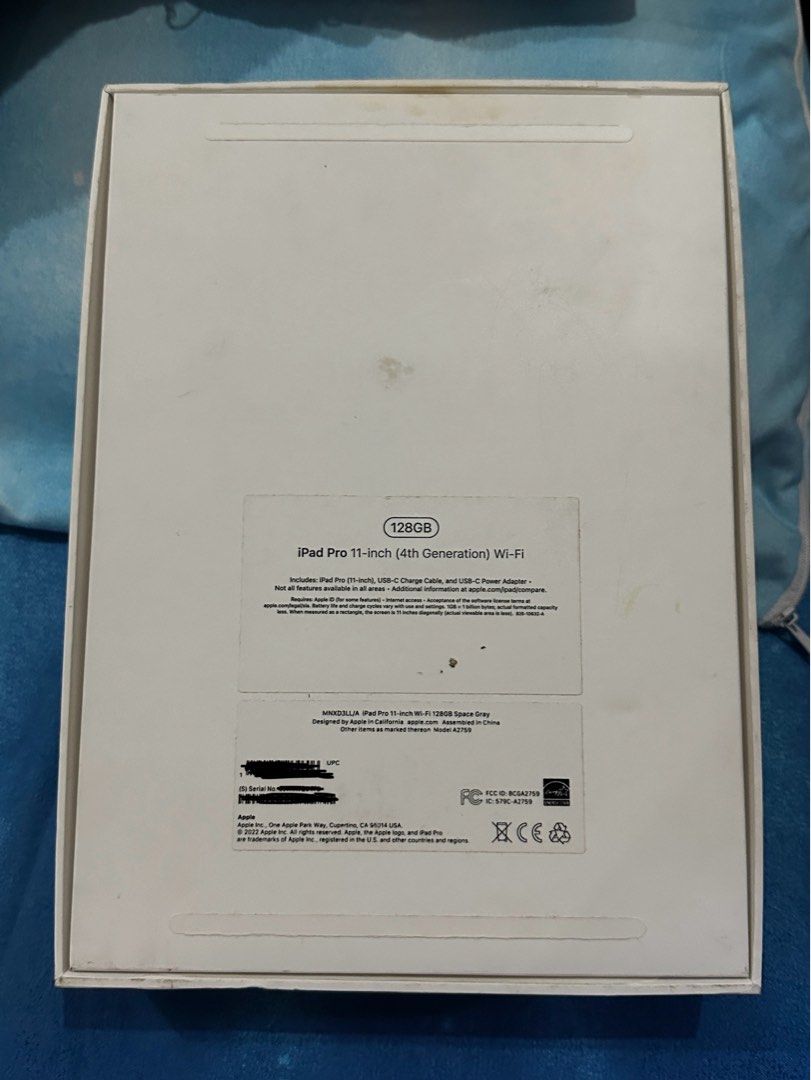 iPad Pro 11 inch 4th Generation 128GB Wifi (Category: iPad) located in San Fernando. Submitted by katejaena (Listing ID 1294815840, Image 3). Description: For sale ipad 11 pro 11 inch (4th gen) 128gb WIFI NO ISSUES (hndi lang crisp yung volume button) COMPLETE ORIGINAL PACKAGE No scratches No dents Fresh as new With free pencil With spigen case original worth ₱2300.