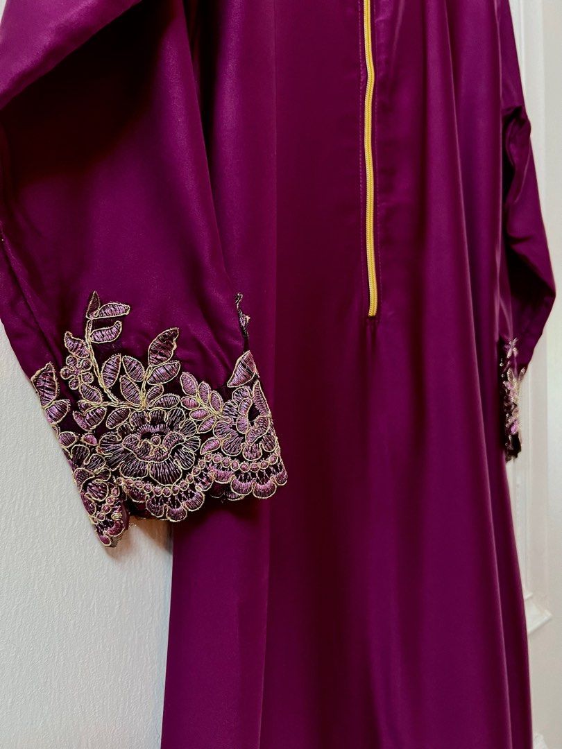 Jubah with Lace