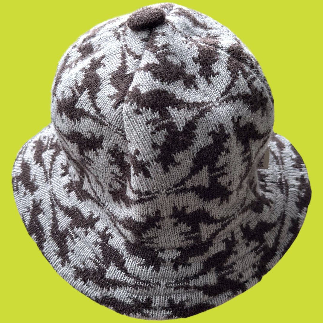 Kangol Kanganude Space Knit Bucket Hat (Category: Caps & Hats) located in Santa Rosa. Submitted by thegreencloset. (Listing ID 1294814046, Image 1). Description: Kangol Kanganude Space Knit Bucket Hat Large on tag Head circumference: approx. 22 inches.