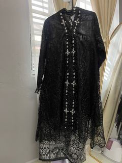 (Category: ) located in . Submitted by mariposawardrobe (Listing ID 1294674924, Image 1). Description: .