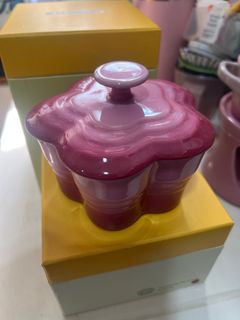 （分類：）位於 。 由 prettyvava 提交（商品編號 1294699477，圖片 1）。簡介： 。