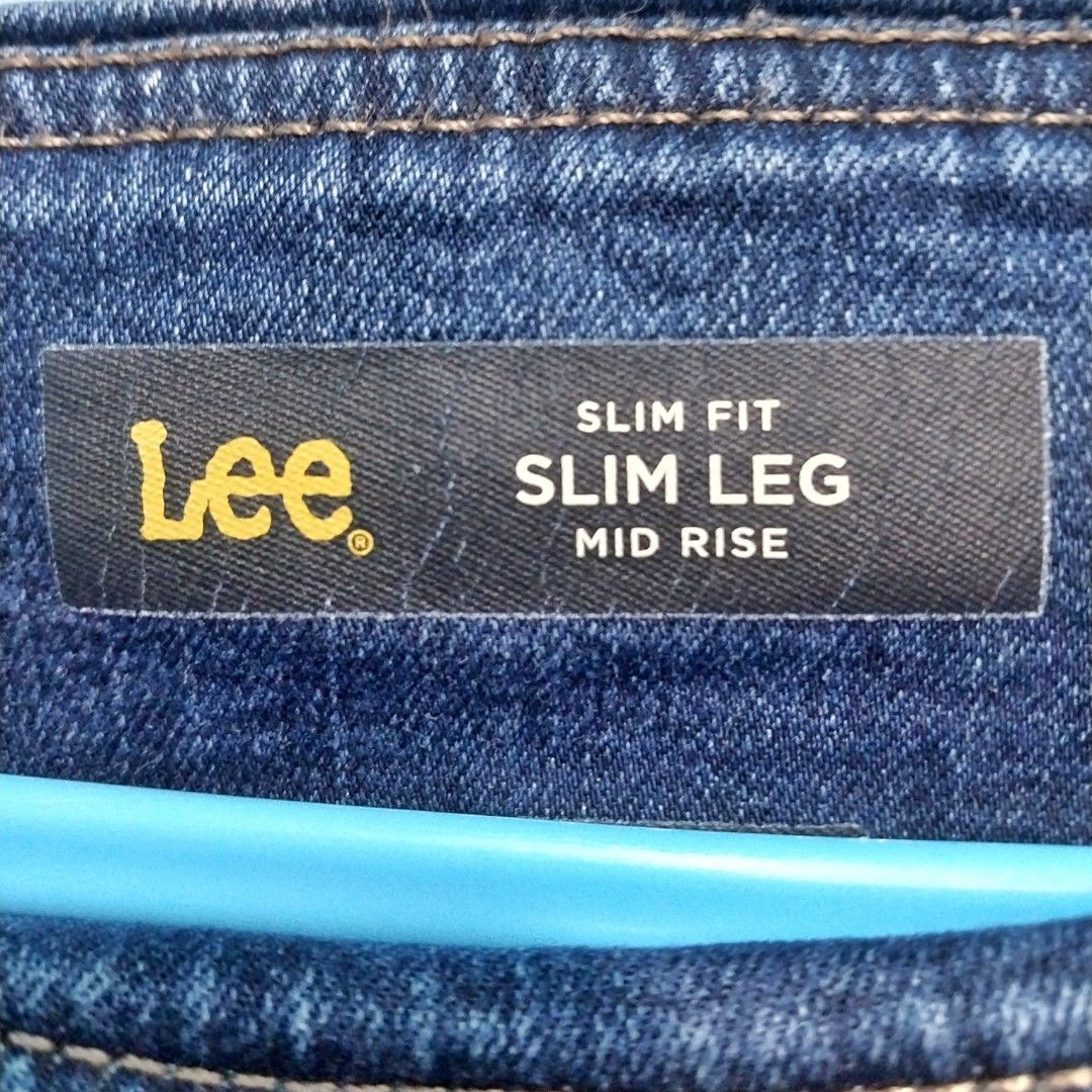 Lee Slim Fit Slim Leg Mid Rise Sculpting Denim Jeans Women s Fashion Bottoms Jeans on Carousell