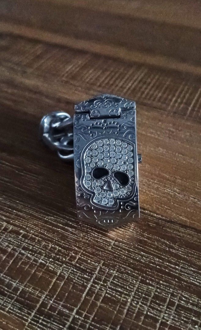Marc ecko skull watch hot sale