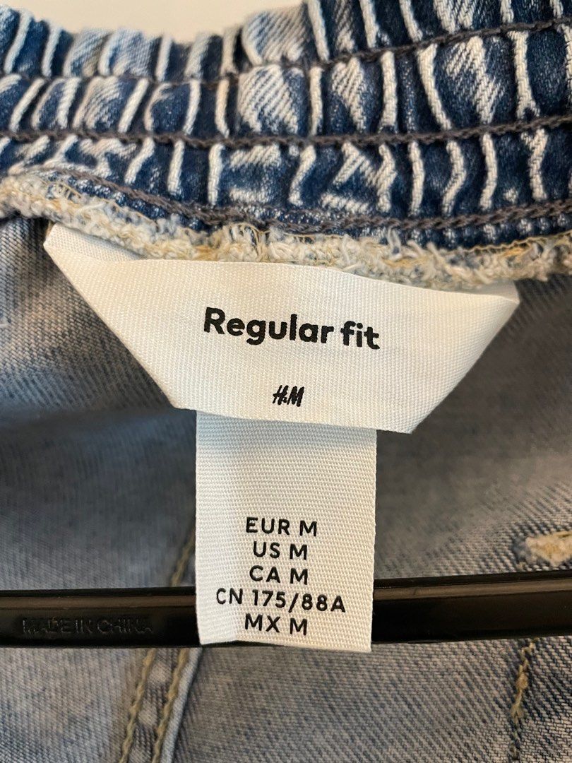 Men’s Denim Regular Fit Shorts (Category: Shorts) located in Taguig. Submitted by jtstyles (Listing ID 1294682230, Image 3). Description: .
