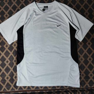 Nike DRI-FIT Shirt