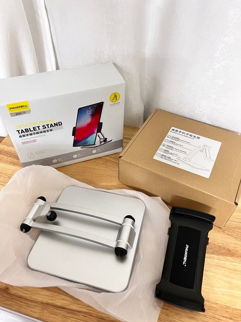 Tablet Stand (Category: Other Mobile & Gadget Accessories) located in Kuala Lumpur. Submitted by subarasi_studio (Listing ID 1294769083, Image 2). Description: Bought but not use it.