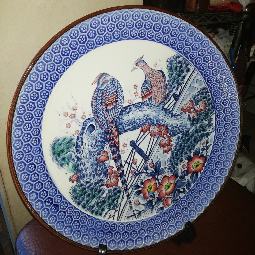 pheasant design charger plate (Category: Vases & Decorative Bowls) located in Paranaque City. Submitted by 4thestate.surplusan (Listing ID 1294691971, Image 1). Description: a,pheasant design display plate fr japan 32cm width..