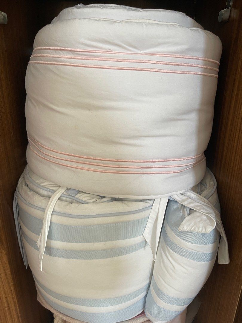 Pottery Barn Crib Bumper, Babies & Kids, Baby Nursery & Kids Furniture