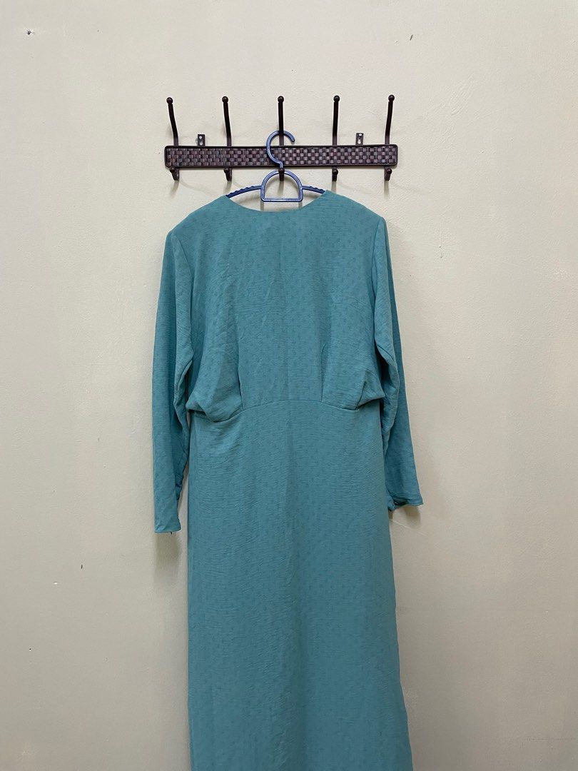 Raasha Dress, Women's Fashion, Muslimah Fashion, Kaftans & Jubahs on ...