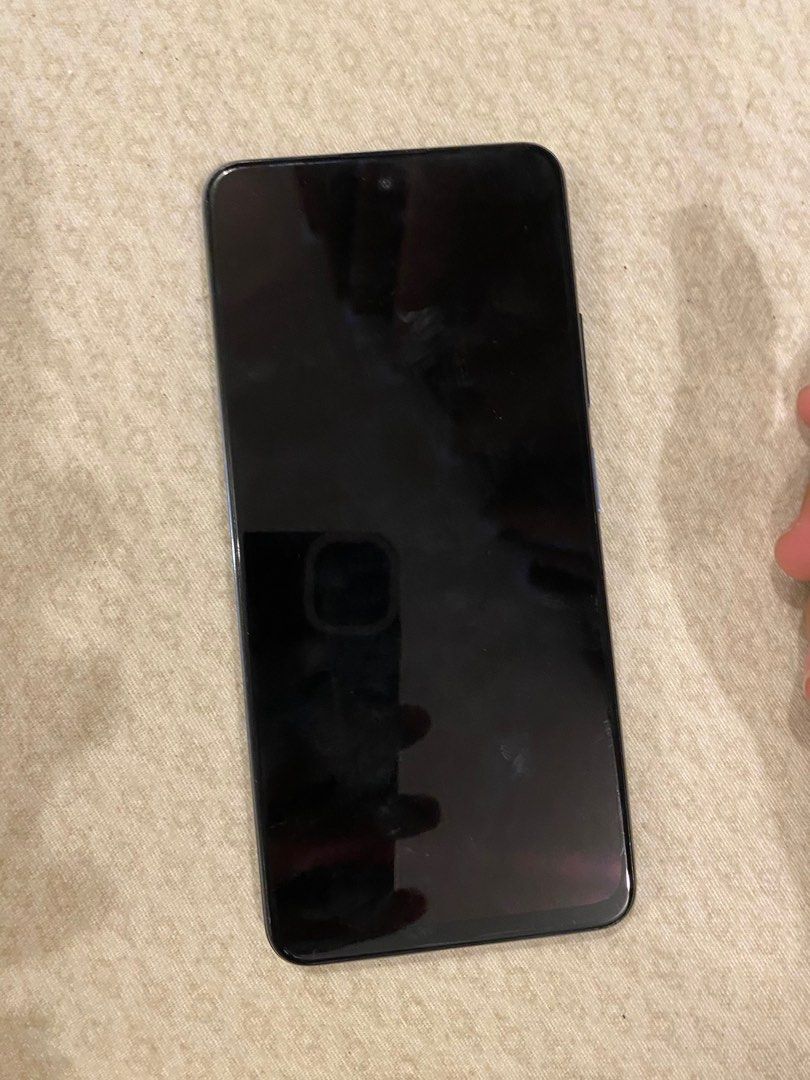 Redmi Note 11s 5G (Category: Xiaomi) located in Quezon City. Submitted by icytags (Listing ID 1294735614, Image 2). Description: Selling my pre loved xiomi redmi note 11s 5G. Price negotiable. Specs: 6+2 Ram 128Gb storage 6’6 inch LCD 90Hz Dual sim OS Android 11, MIUI 14 Chipset Mediatek Dimensity 810 (6 nm) CPU Octa-core (2x2.4 GHz Cortex-A76 & 6x2.0 GHz Cortex-A55) GPU Mali-G57 MC2 Camera : 50 MP, f/1.8, 26mm (wide), PDAF 8 MP, f/2.2, 119˚ (ult