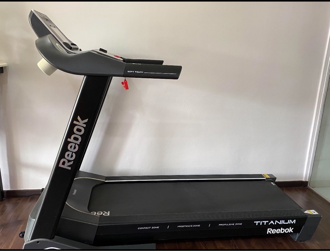 Reebok Threadmill Sports Equipment, Exercise Fitness