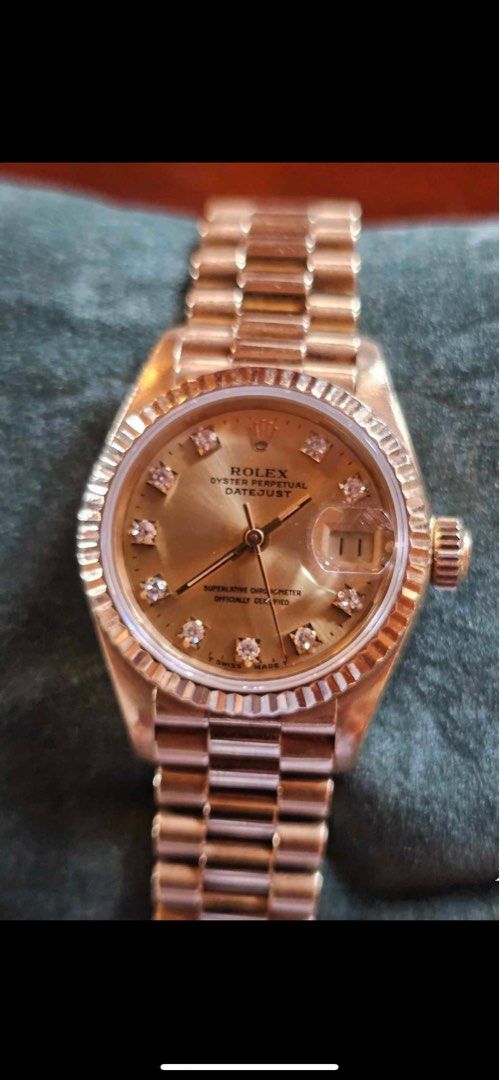 Rolex 1990 Datejust President 18k Solid gold 26mm (Category: Luxury Watches) located in Pasig City. Submitted by Watchaholics (Listing ID 1294803802, Image 1). Description: FAST SALE💪💪💪 Rolex 1990 Datejust President 18k Solid gold 26mm -Year model 1990 -26mm -9/10 condition -comes with unit and original box only (lost certificate) -open for authentication For 465k You may DM or contact @ 09615077138 Thanks admin😉 .