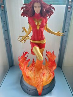 [Ex-Display] Sideshow Collectibles - DC Comics Premium Format Figure ...