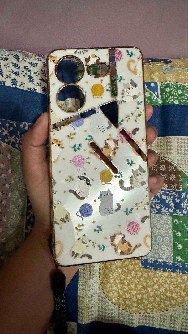 Tecno Pova 5 Pro Case - Cat cute design - White slightly used (Category: Cases & Sleeves) located in Mandaluyong City. Submitted by ssshashimi (Listing ID 1294793831, Image 2). Description: Tecno Pova 5 Pro Case - Cat cute design - White Slightly used TPU, not hard case Message if interested! Loop not included Case only RFS: Already sold my Tecno Pova 5 pro. MOP: Gcash / BPI / Metrobank Pick-up: Mandaluyong.