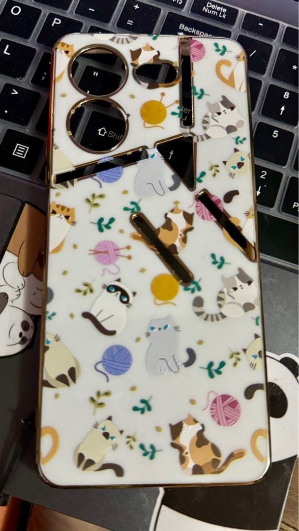Tecno Pova 5 Pro Case - Cat cute design - White slightly used (Category: Cases & Sleeves) located in Mandaluyong City. Submitted by ssshashimi (Listing ID 1294793831, Image 3). Description: Tecno Pova 5 Pro Case - Cat cute design - White Slightly used TPU, not hard case Message if interested! Loop not included Case only RFS: Already sold my Tecno Pova 5 pro. MOP: Gcash / BPI / Metrobank Pick-up: Mandaluyong.