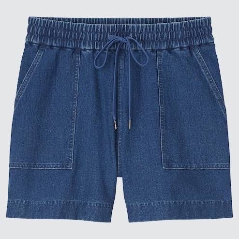 Uniqlo Denim Jersey Shorts (Category: Shorts) located in Makati City. Submitted by meridaaa (Listing ID 1294689801, Image 1). Description: Cute shorts from uniqlo! Size Small..