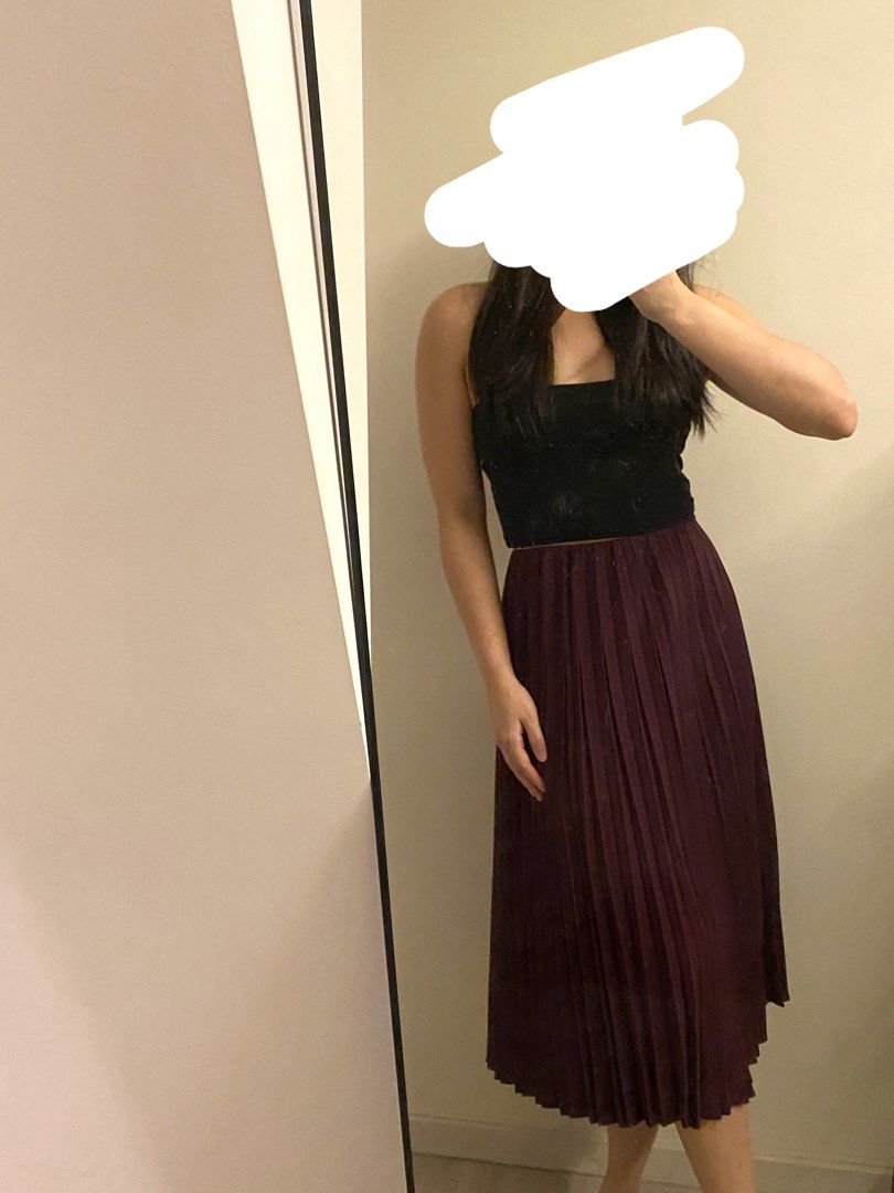 Uniqlo maroon skirt discount