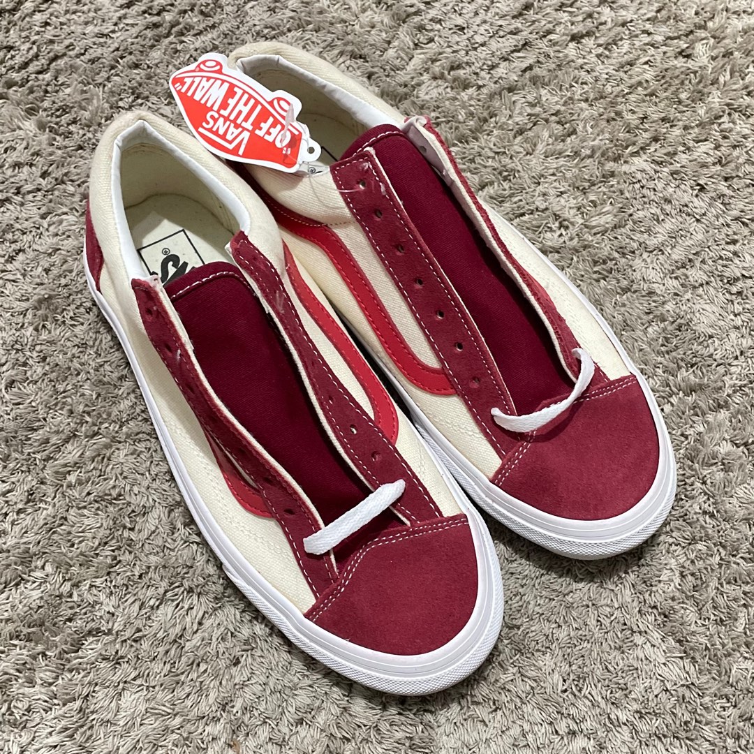 Vans Style 36 Retro Sport Biking Red Poinsettia size 40 Original 100 Fesyen Pria Sepatu Sneakers di Carousell