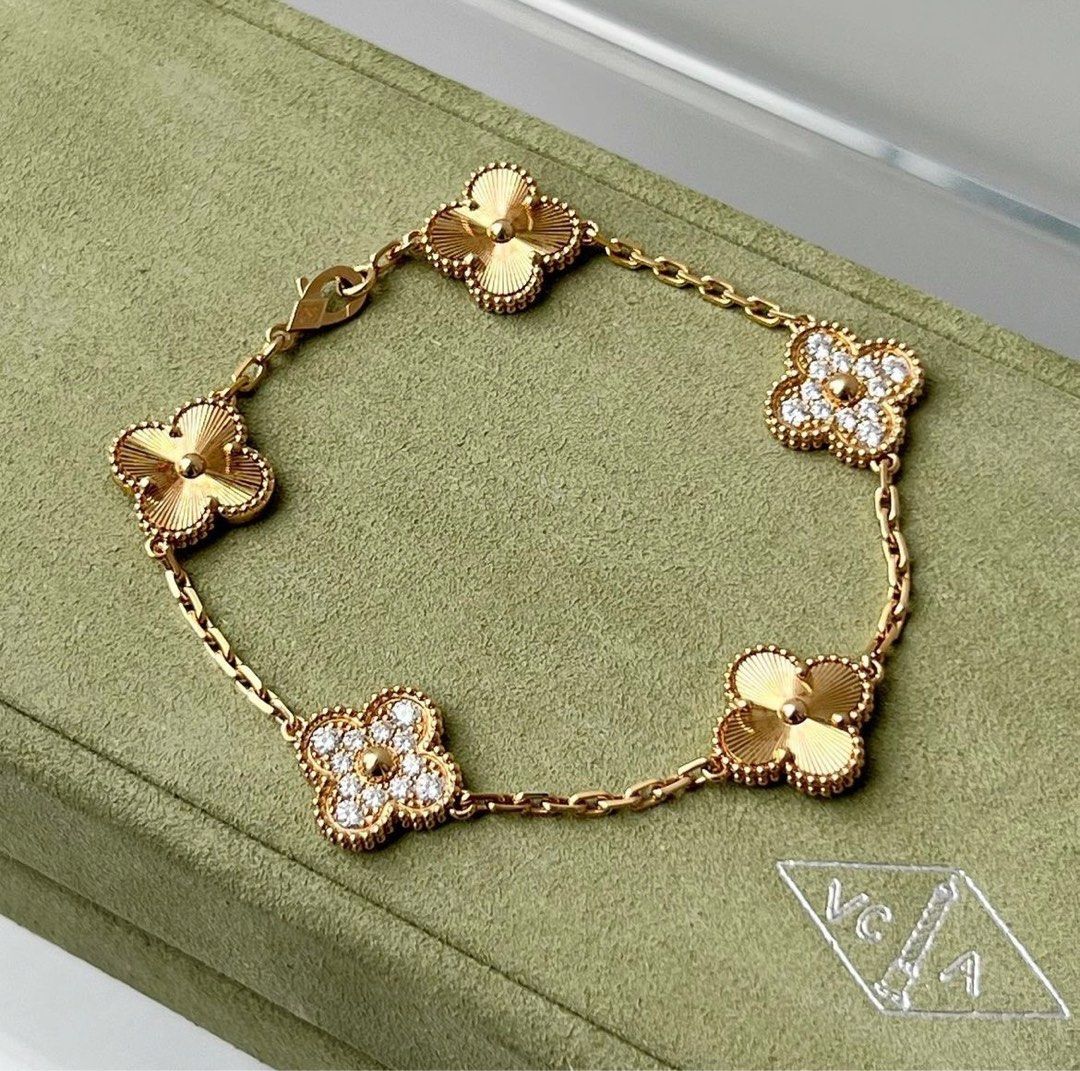 VCA Vintage Alhambra Bracelet 5 Motifs Yellow gold Diamonds