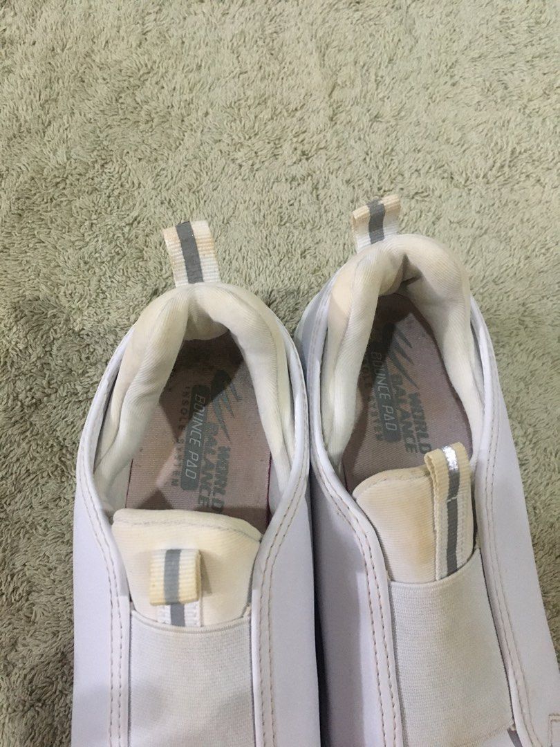 World balance slip on 2025