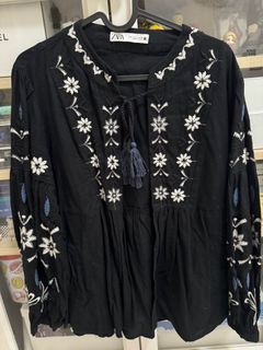(Category: ) located in . Submitted by fleathecloset (Listing ID 1294768455, Image 1). Description: .