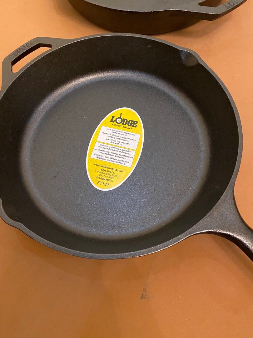 10” Lodge Cast Iron (Category: Cookware & Accessories) located in Tagaytay City. Submitted by secondbeing (Listing ID 1294951705, Image 2). Description: .