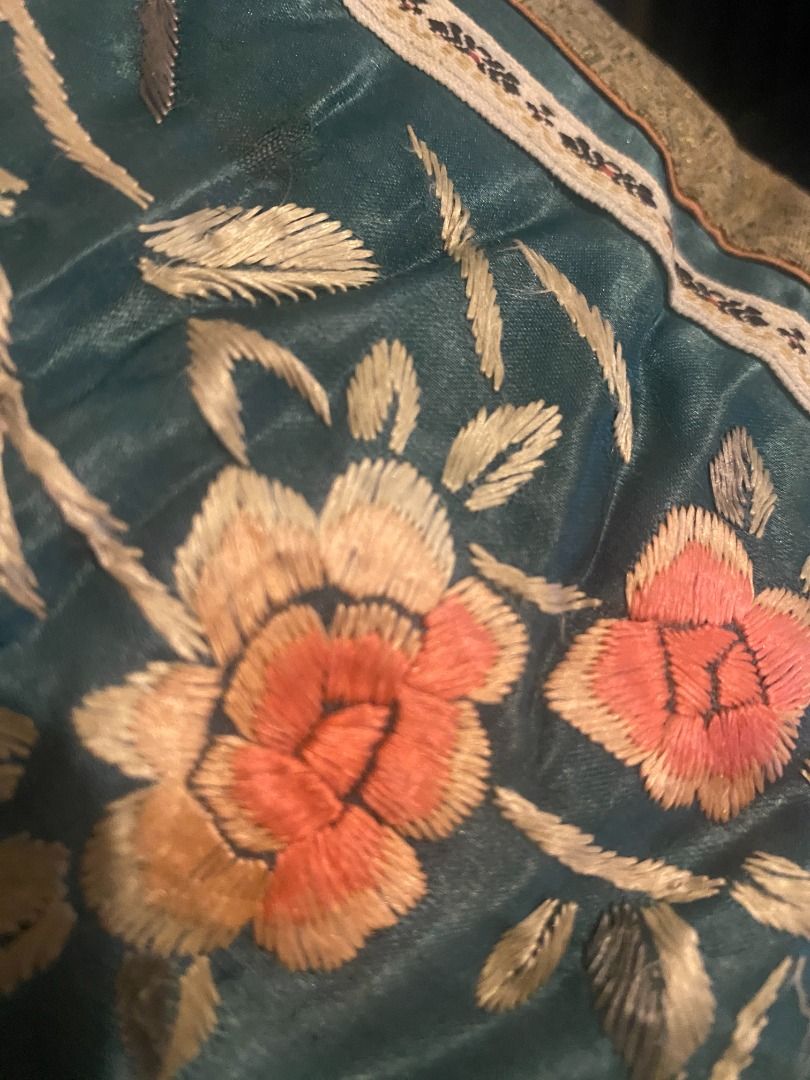 [18] 2 pcs 17x9 Throw Pillows (Category: Cushions & Throws) located in Marikina City. Submitted by theflos (Listing ID 1294973623, Image 2). Description: .