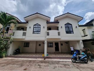 23M PRE-OWNED HOUSE
IN CAPITOL HILLS, QUEZON CITY
(Near Ateneo, Merriam and UP)