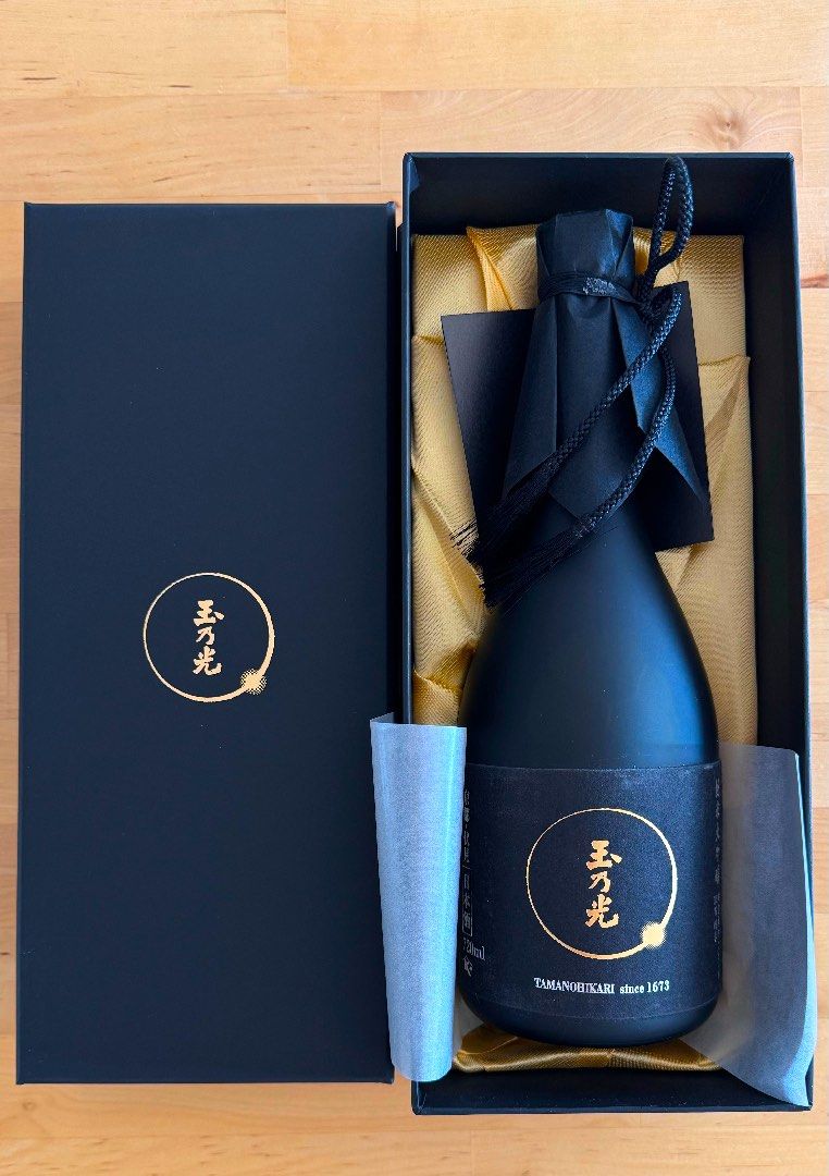 玉乃光純米大吟釀35%度精米黑標black label 送禮自用, 嘢食& 嘢