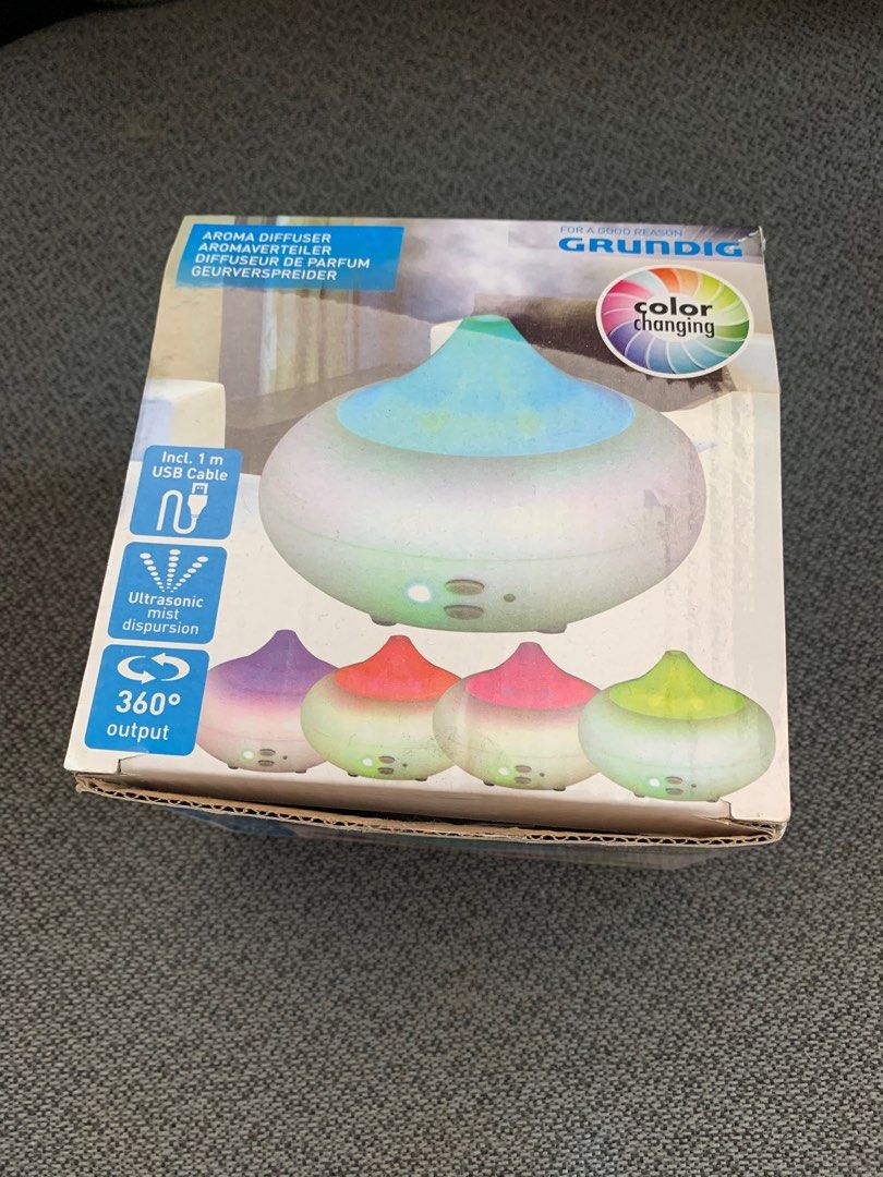 Aroma Diffuser （分類：空氣清新機及抽濕機）位於 Hong Kong。 由 2handtrading 提交（商品編號 1294875767，圖片 1）。簡介： 可純水使用或自行添加精油，適合細小空間。