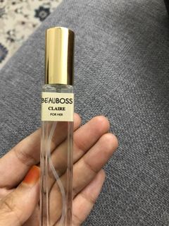 (Category: ) located in . Submitted by preloved_hanismeow (Listing ID 1294957547, Image 1). Description: .