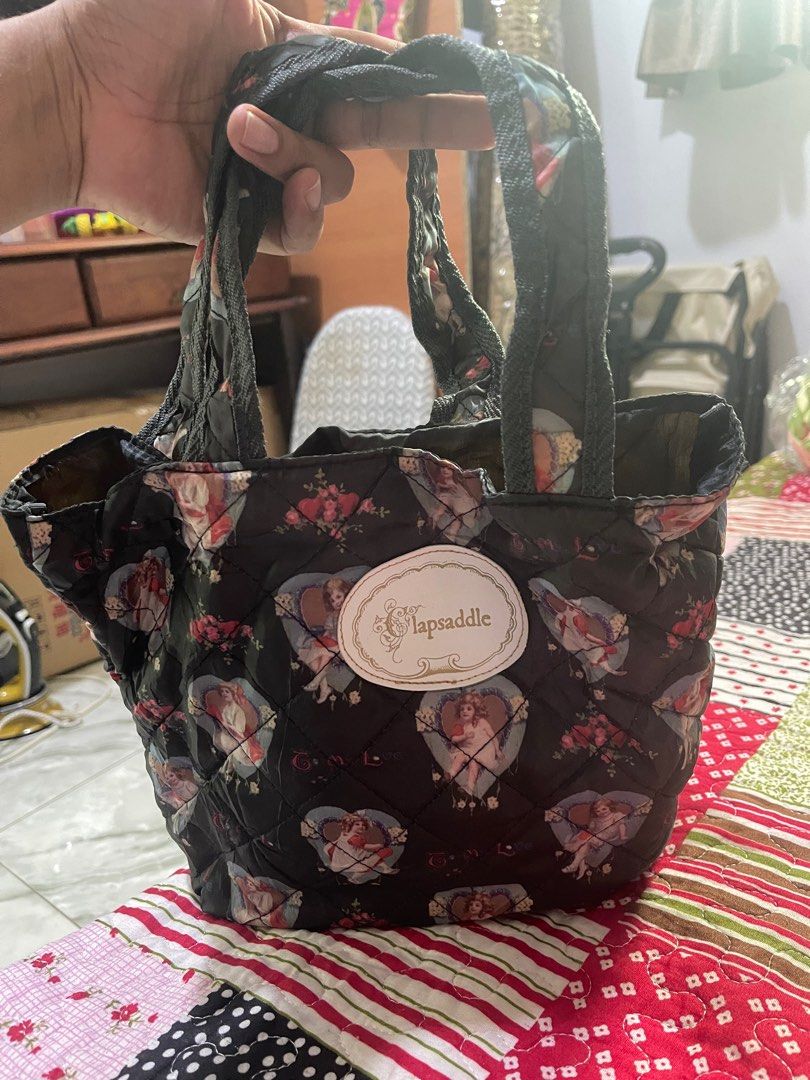 Bundle Bag (Category: Shoulder Bags) located in Sungai Petani. Submitted by rastamania_bundle (Listing ID 1294869753, Image 2). Description: Combo Rm 10 Pos dfod jnt Item Bundle Pickup sp.