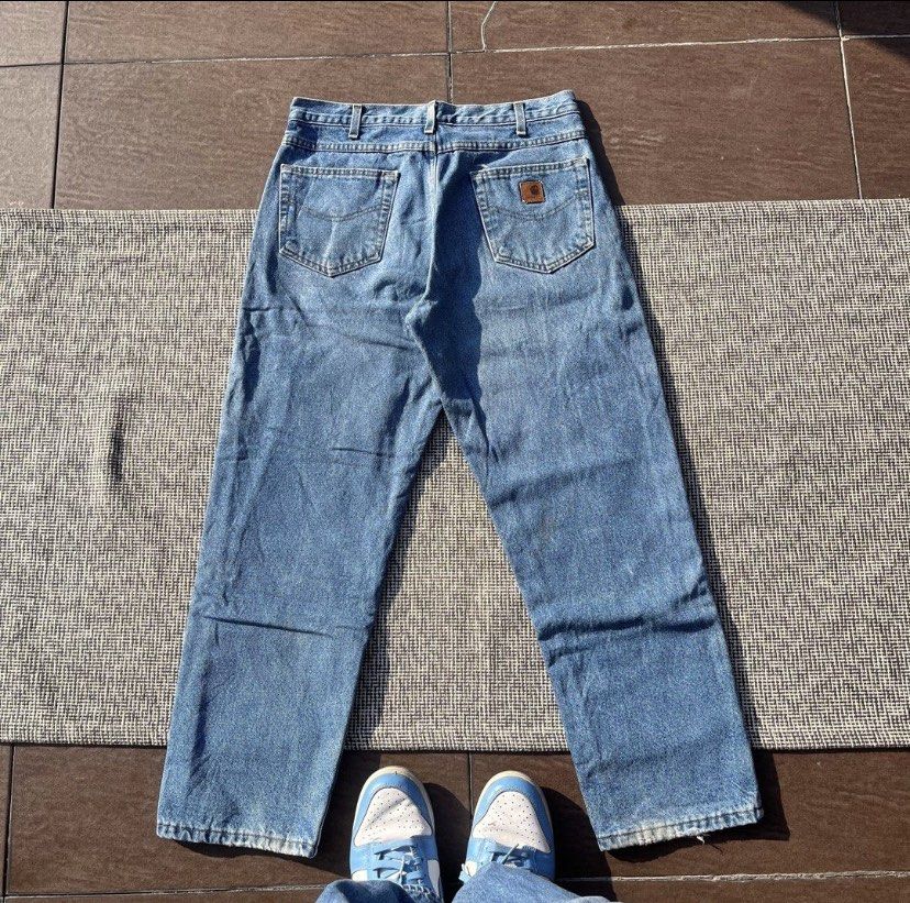 Carhartt Carpenter Pants Distressed, Men's Fashion, Bottoms, Jeans on  Carousell