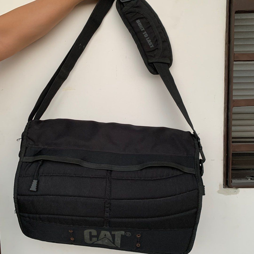 CAT SLING BAG (Category: Sling Bags) located in Paranaque City. Submitted by myunsterious (Listing ID 1294924941, Image 2). Description: .