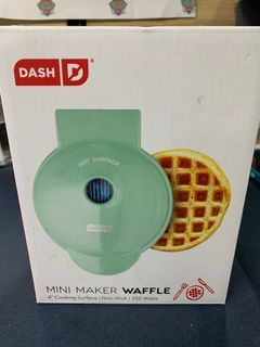 Dash 4” Mini Maker Waffle Non Stick -120volts