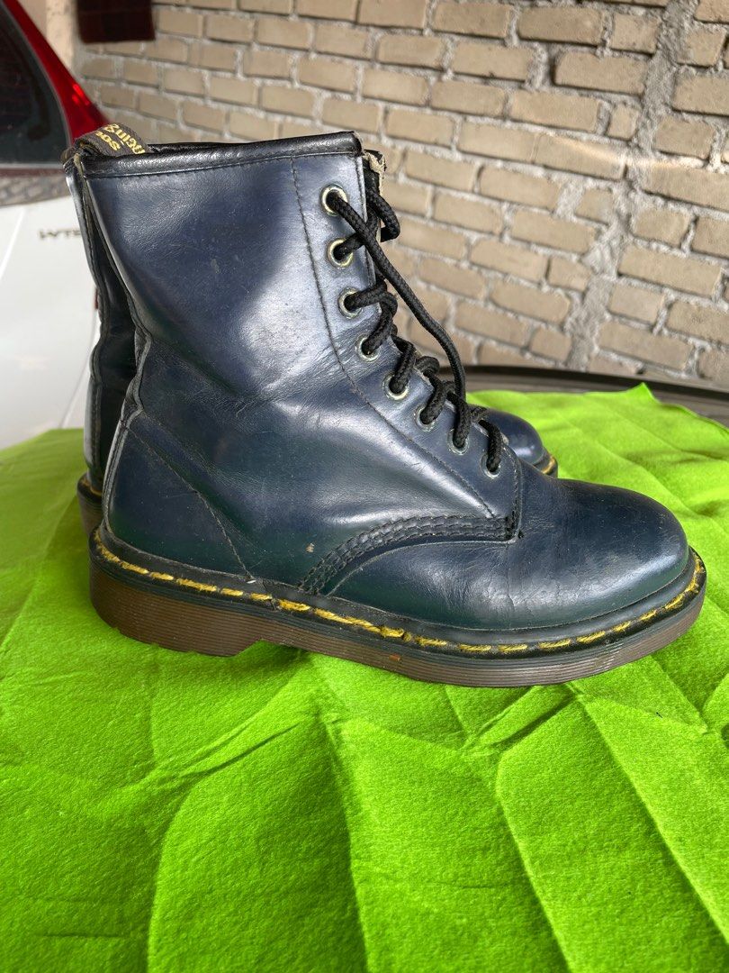 DR MARTENS 1460 8eyelets MADE IN ENGLAND NAVY BLUE Men s Fashion Footwear Boots on Carousell