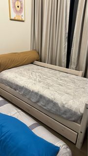 (Category: ) located in . Submitted by cocochanel09 (Listing ID 1294961119, Image 1). Description: .