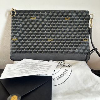(Kategori: ) berada di . Dikirim oleh dsauthentic (ID iklan 1294937445, Gambar 1). Deskripsi: .