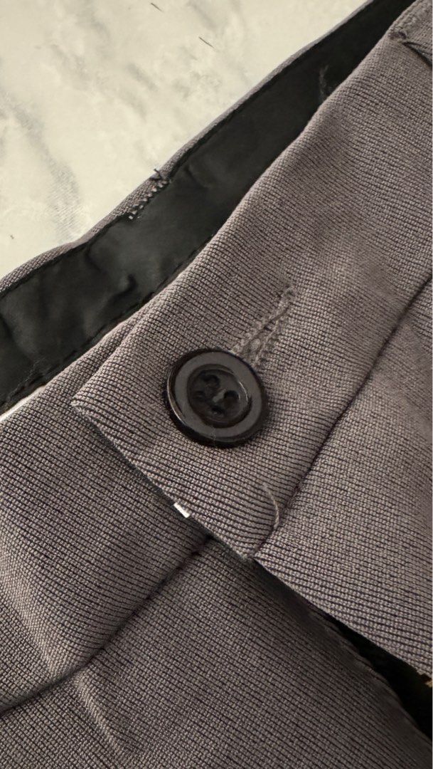 Gray Trousers/Slacks - 29 (Category: Trousers) located in Paranaque City. Submitted by anmangle (Listing ID 1294870716, Image 3). Description: Size: 29” Color: Gray Skinny-fit and Stretchable Never Used Issue: N/A RFS: Extra Pair Available as of 10/16/2025 Shipping only 🛵 PM for more details 📩.