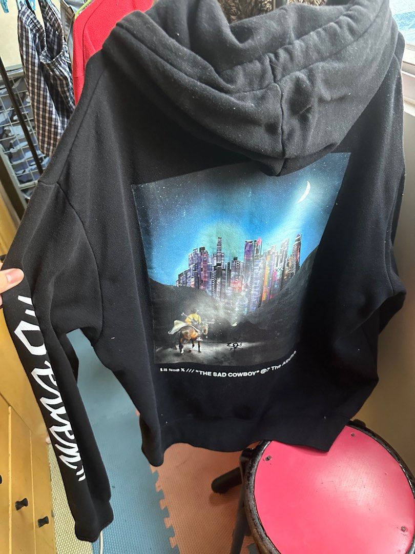 H&M X Lil Nas X 黑色hoodie有帽衛衣XL 碼, 男裝, 上身及套裝, 衛衣