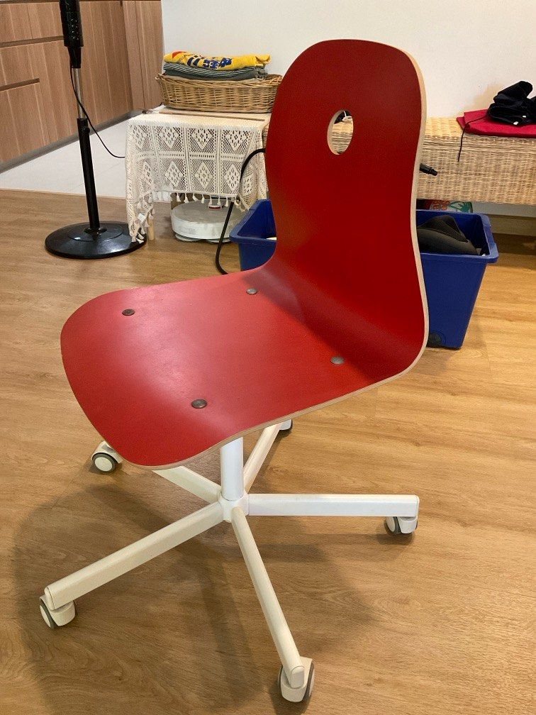 Red swivel chair ikea online