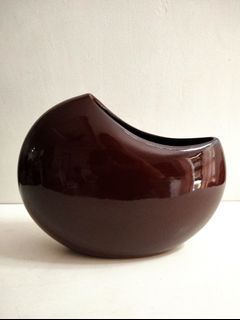 Large Moon Vase Chocolate