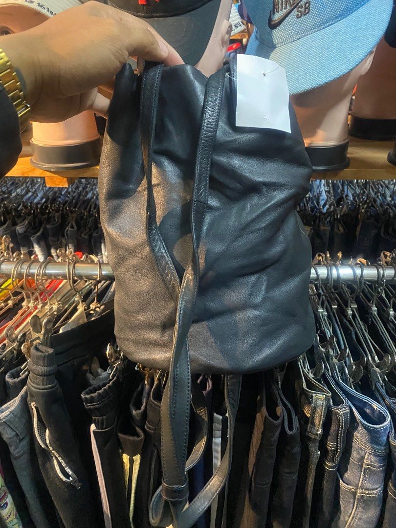 Loewe bag (Category: Luxury Bags & Wallets) located in Baguio. Submitted by fullroom.dgs (Listing ID 1294936815, Image 2). Description: Loewe bag Excellent condition Authentic Price:10,000 php + shipping fee Location: Baguio city Payment thru: Gcash only Courier thru: Jnt only.