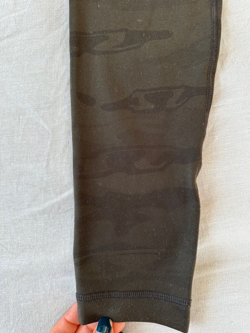 Lululemon legging size 6, Women's Fashion, Activewear on Carousell