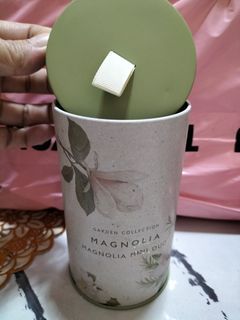 Magnolia tin can.