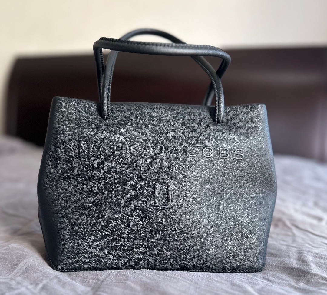 Marc Jacobs Logo Mini Leather Shopper Tote
