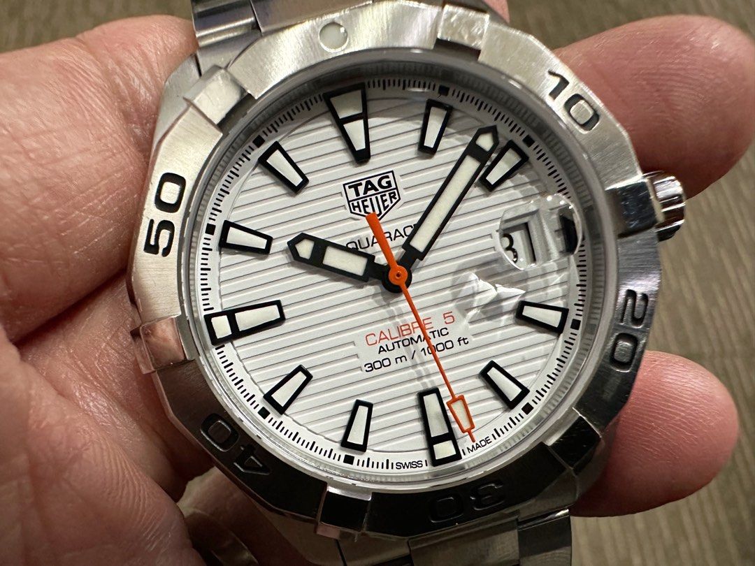 Mint Jan 22 Tag Heuer Aquaracer White Calibre