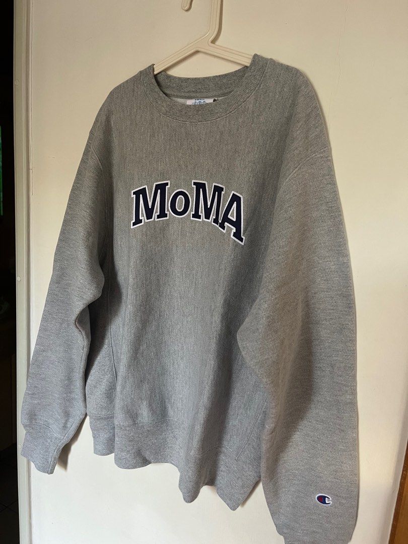 Moma hoodie champion best sale