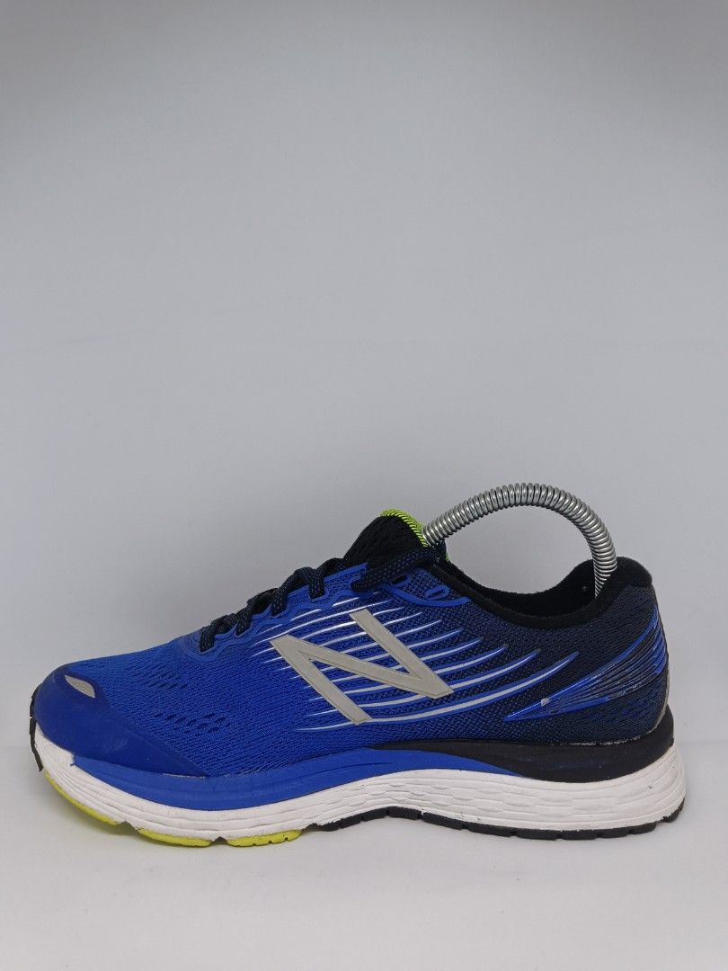 NB 880 v8 Fesyen Pria Sepatu Lainnya di Carousell