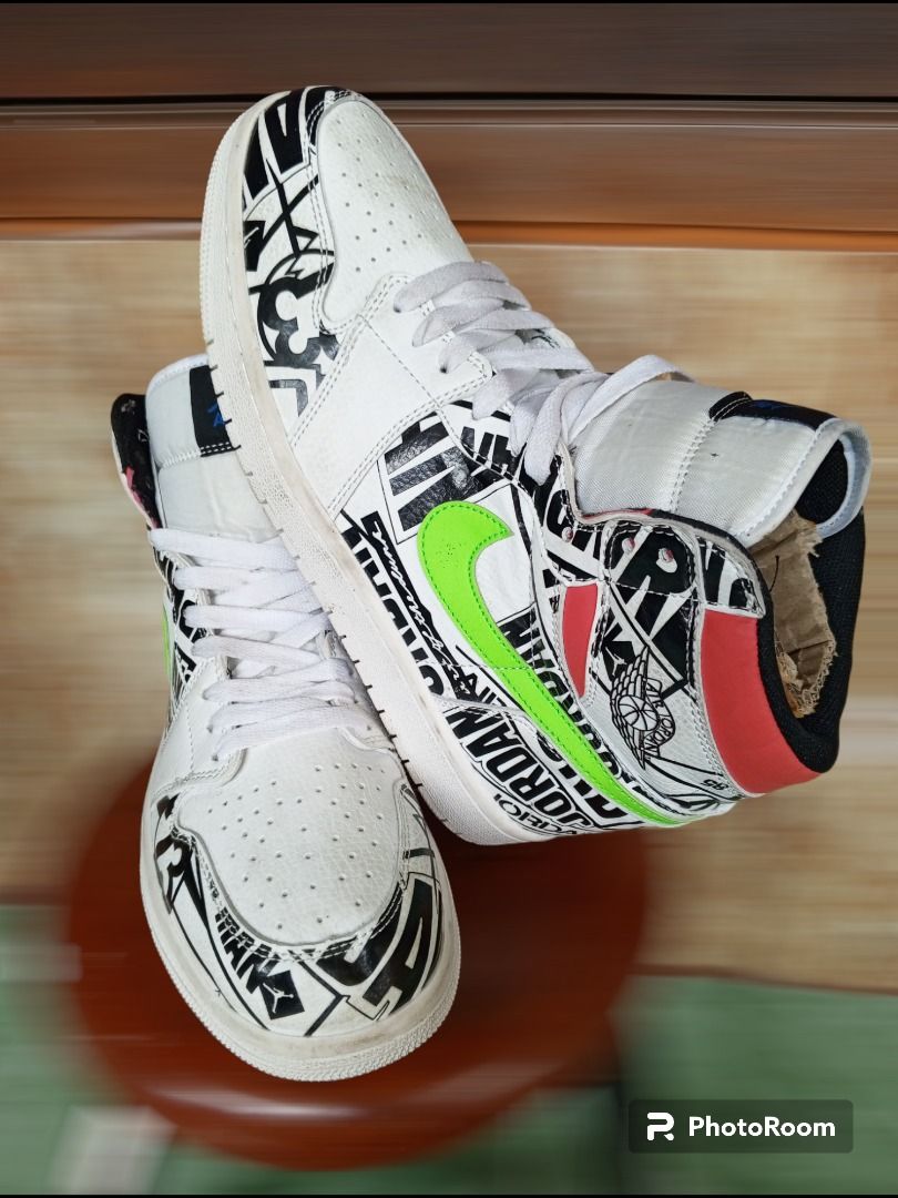 シューズ(男性用) NIKE AIR JORDAN 1 MID ALL OVER LOGOS Air Jordan 1 Mid All Over Logos Menâs Size 10 White Blue B